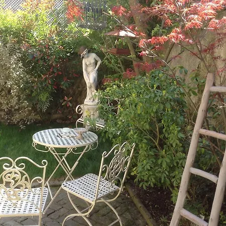 D'hotes Sophie Cite Des Peintres 3* Honfleur