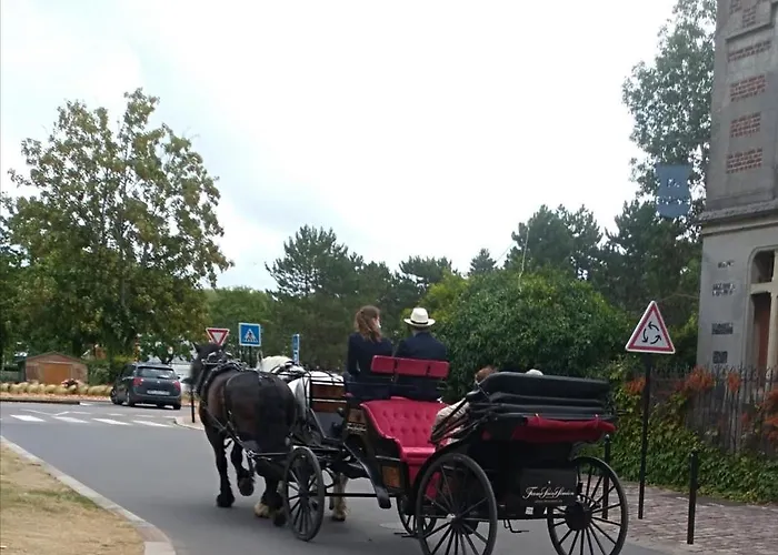 Frühstückspension D'hotes Sophie Cite Des Peintres 3*