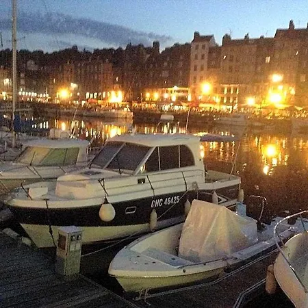D'hotes Sophie Cite Des Peintres 3* Honfleur