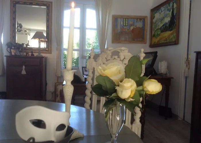 D'hotes Sophie Cité Des Peintres Bed and breakfast Honfleur