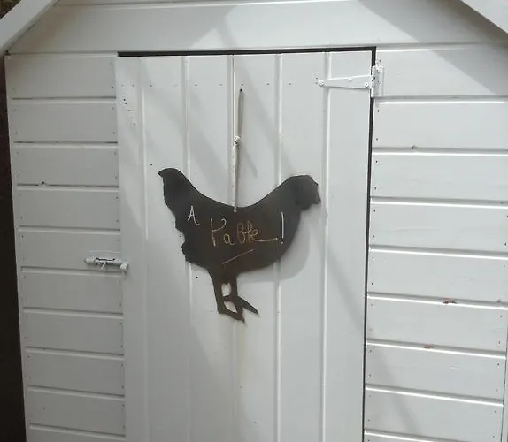 D'hotes Sophie Cité Des Peintres Bed and breakfast 3*