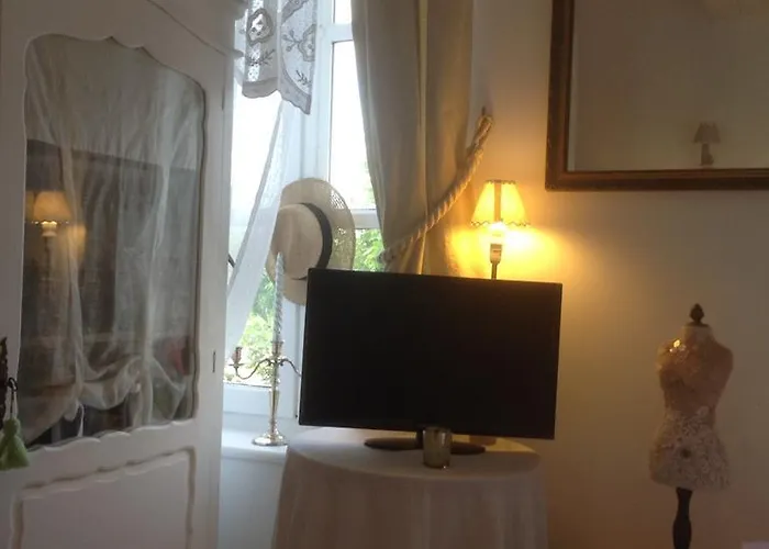 D'hotes Sophie Cite Des Peintres Отель типа 