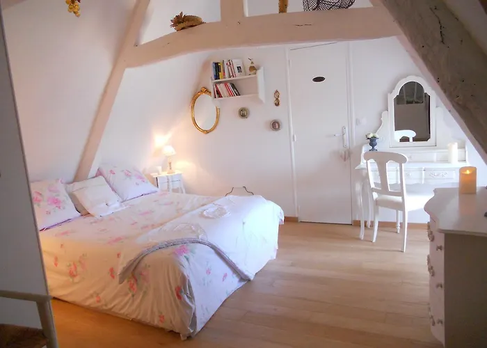 D'hotes Sophie Cité Des Peintres 3*