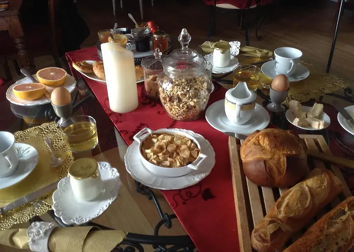 D'hotes Sophie Cite Des Peintres 3*