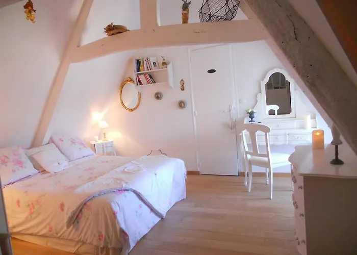 D'hotes Sophie Cité Des Peintres 3*